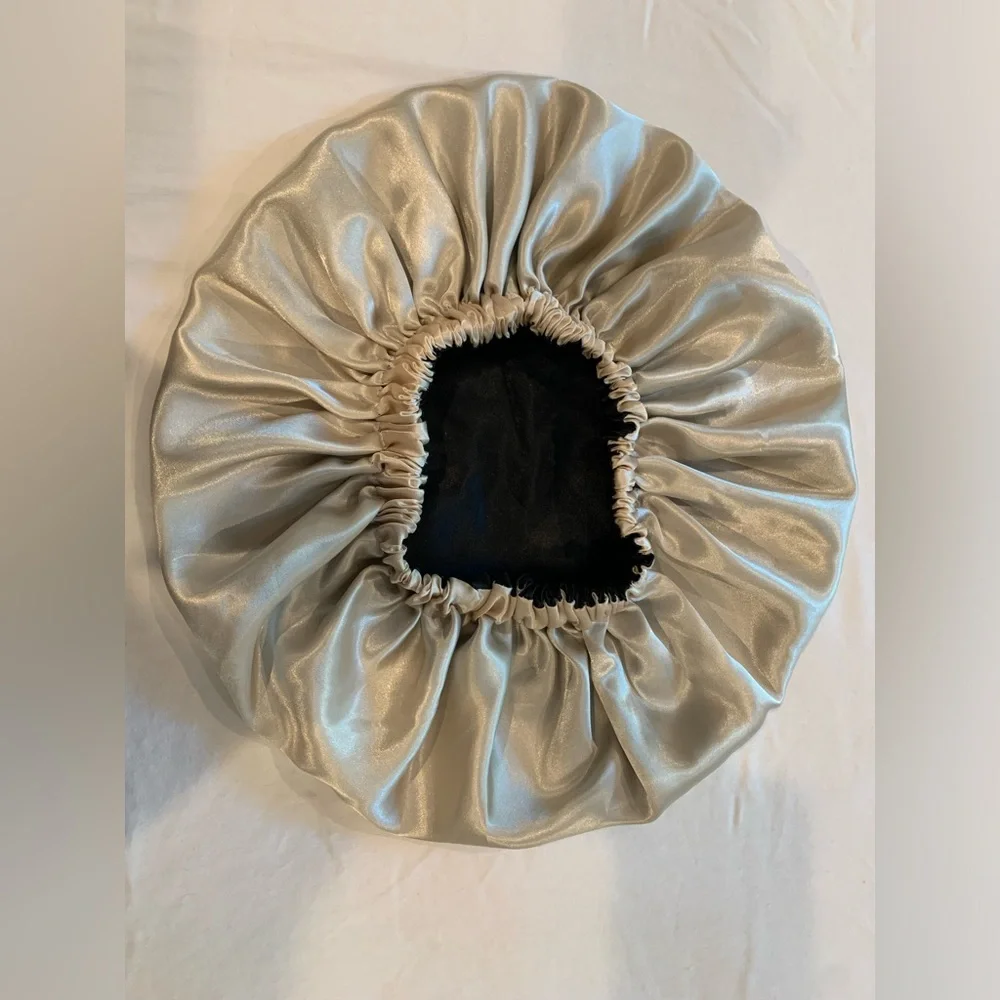 2 Women’s Reversible Hair Bonnets in Luxurious Satin
